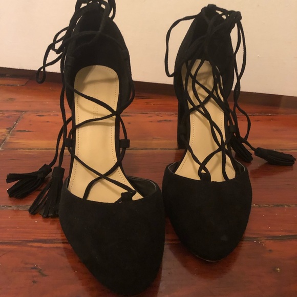 Marc Fisher Pumps - Picture 3 of 5